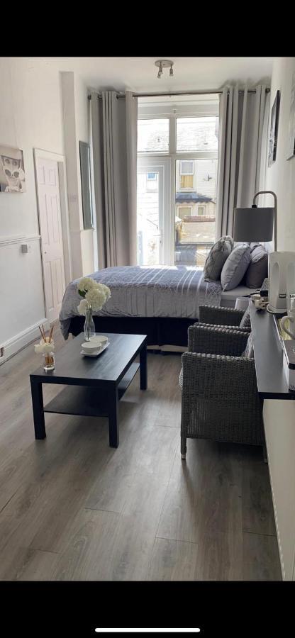 Alandene Bed & Breakfast Blackpool Eksteriør bilde